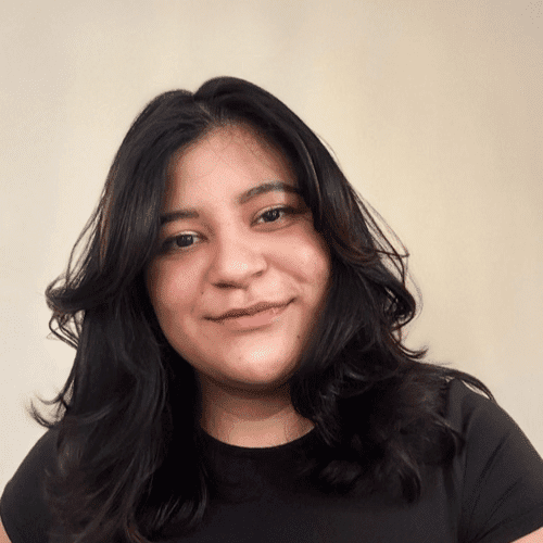Portrait of Dayle, a professional stylist at [salon] 718, showcasing their expertise and style.